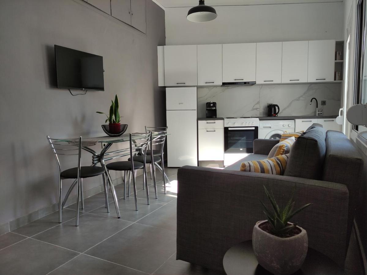 Karavela Street Apartment Превеза Екстериор снимка