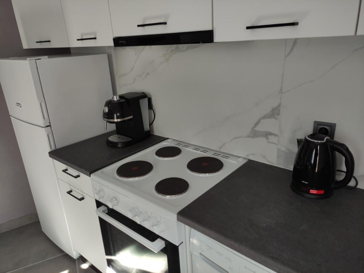 Karavela Street Apartment Превеза Екстериор снимка